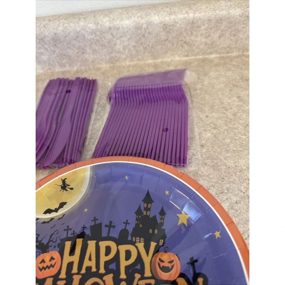 Halloween Party Supplies Serves 25 Plates‎ Cups Silverware Straws Napkins